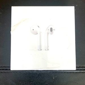 Apple AirPods